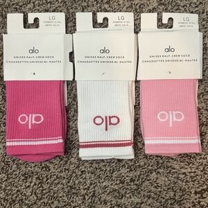 Alo Yoga Unisex Half-Crew Socks Pink & White Valentine’s Day New With Tags